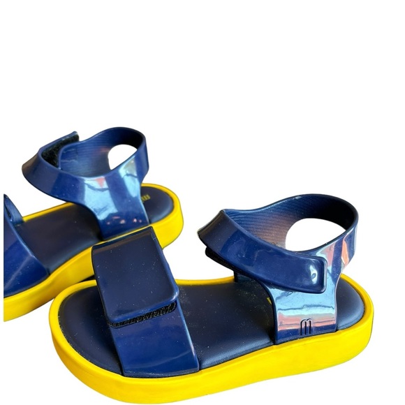 Mini Melissa Jump Jelly Sandal Hook & Loop Size 8 Scented - Picture 2 of 13
